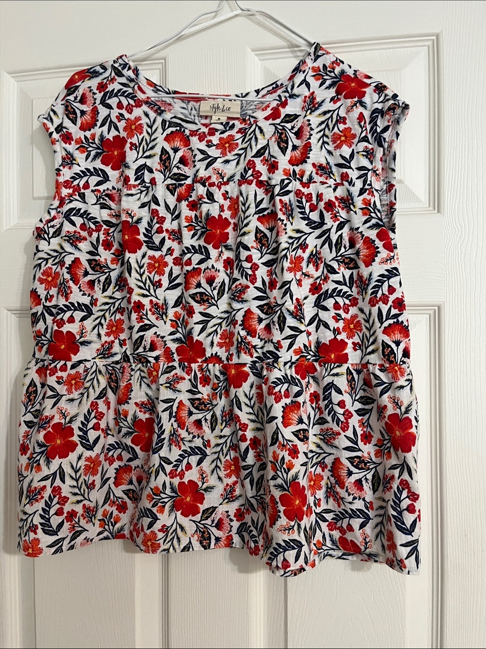 Style & Co. White Tunic with Red and Navy Floral Print